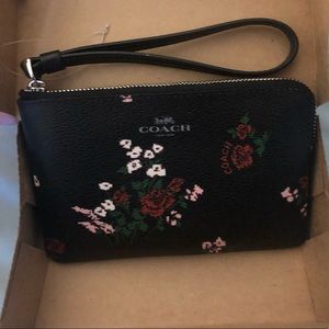 Coach wristlet NWT